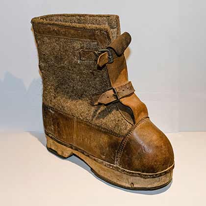 Schustermuseum Historische Schuhmodelle 10